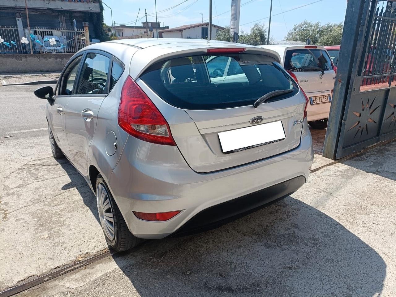 Ford Fiesta Ikon 1.4 TDCi 70CV 5 porte
