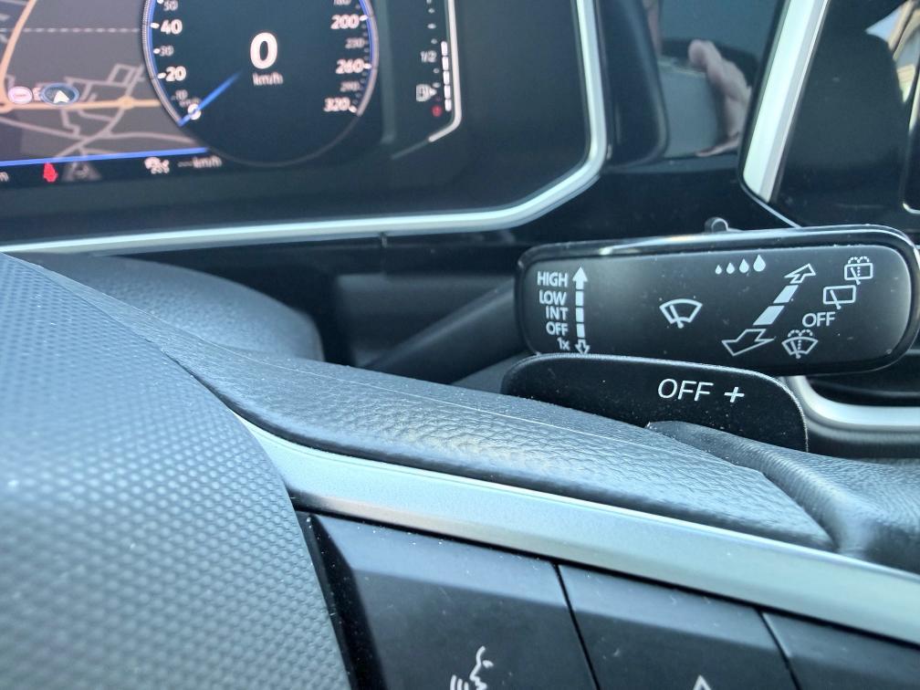 Volkswagen T-Roc 1.5 tsi R-Line dsg