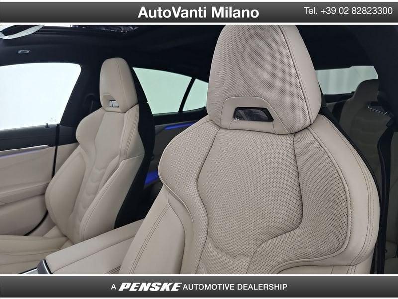 BMW Serie 8 840i Gran Coupe Individual Composition Msport xdrive auto