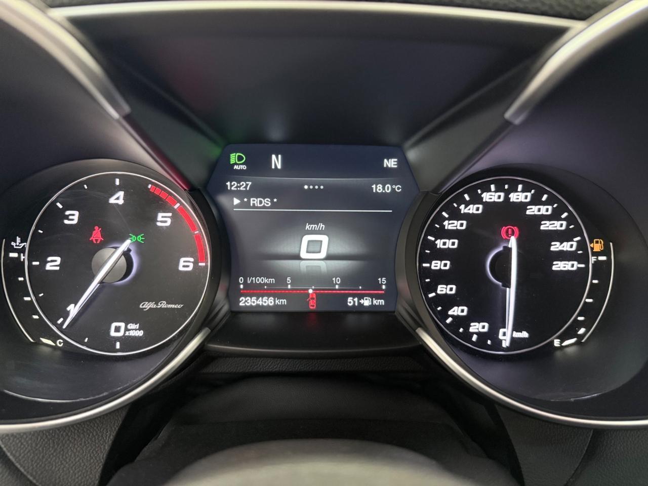 Alfa Romeo Giulia 2.2 Turbodiesel 180 CV Business Sport