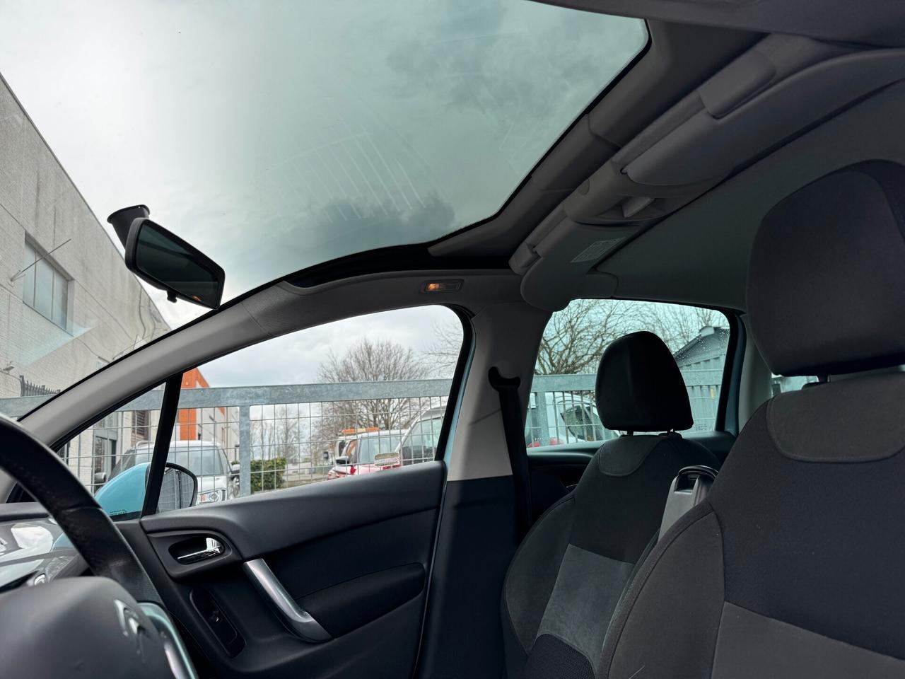 Citroen C3 1.4 VTi 95 Exclusive Style FULL OPTIONAL - NEOPATENTATI/E!