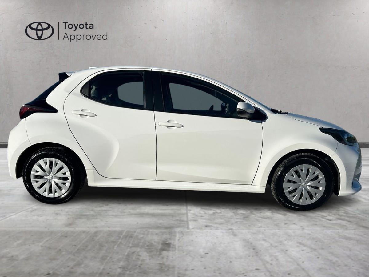 TOYOTA Yaris 4ª serie - Yaris 1.5 Hybrid 5 porte Active