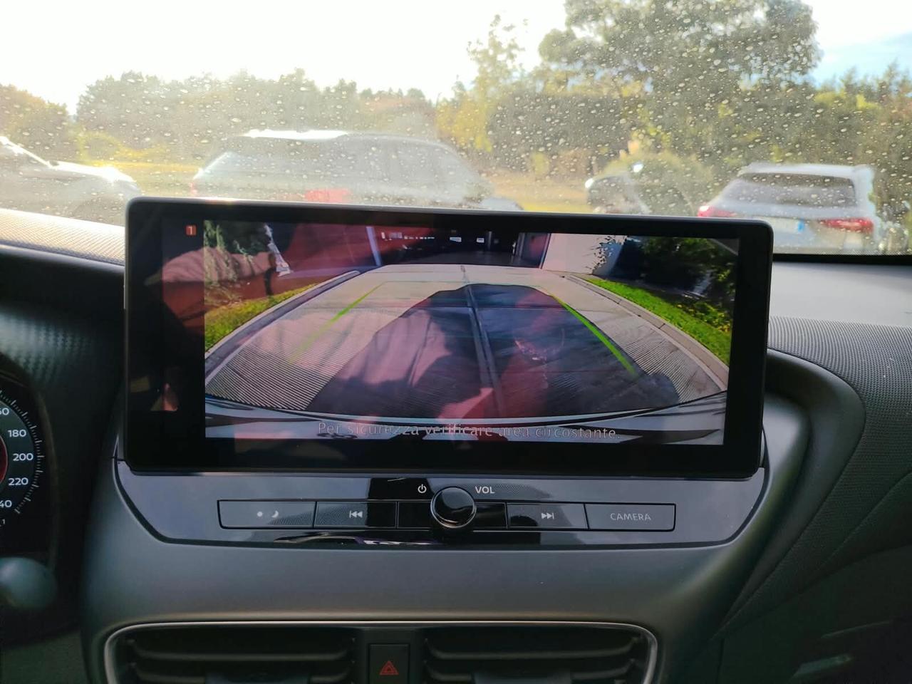 Nissan Juke 1.0 DIG-T 114 CV N-Connecta
