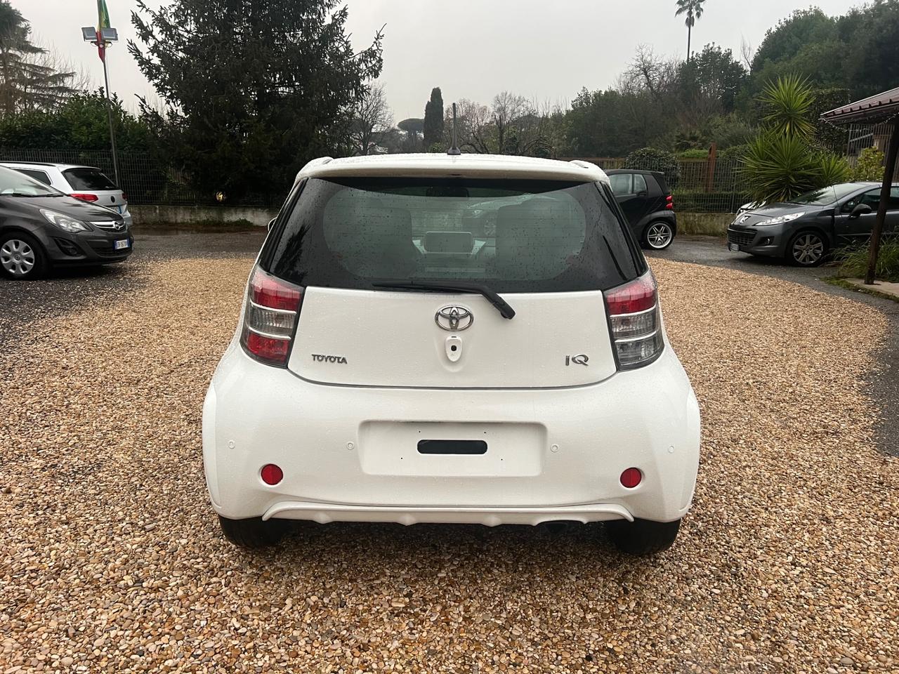 Toyota iQ 1.0 Sol