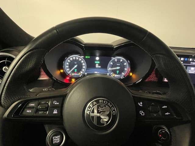 Alfa Romeo Tonale 1.3 PHEV 280cv Tributo Italiano Q4 Auto