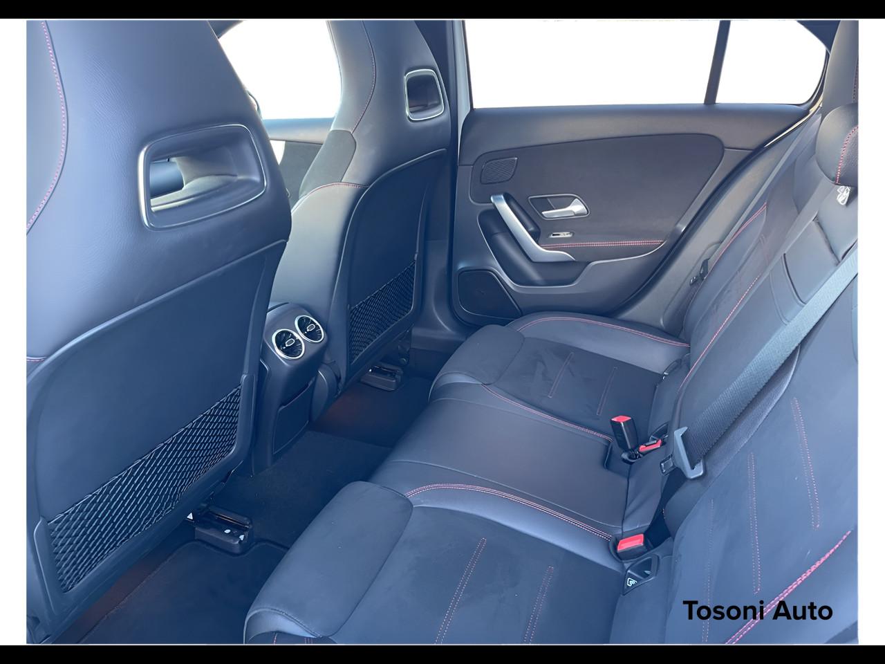 Mercedes-Benz A 200 Premium auto