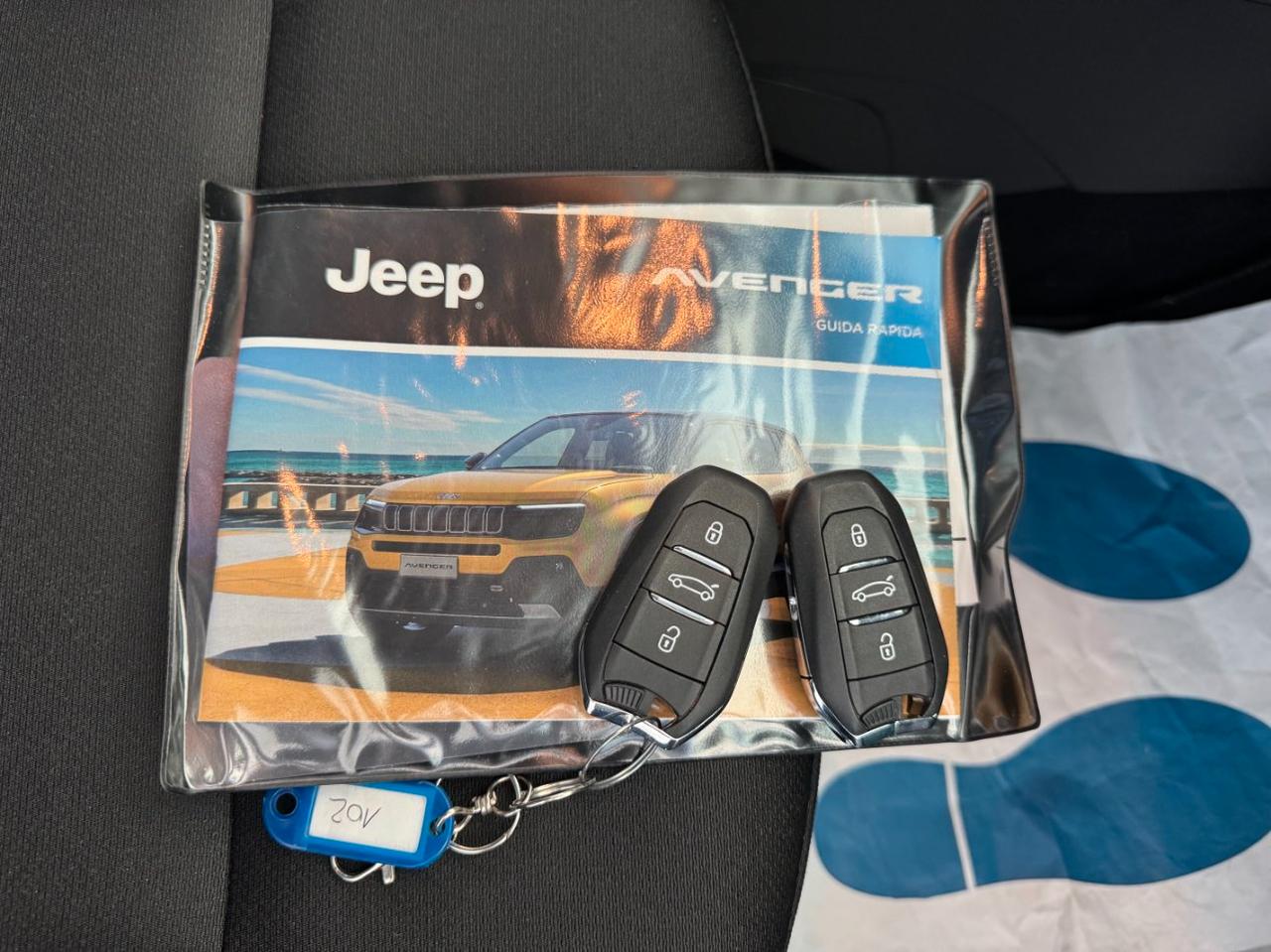 Jeep Avenger 1.2 turbo Altitude 100cv Navi Cockpit Pelle