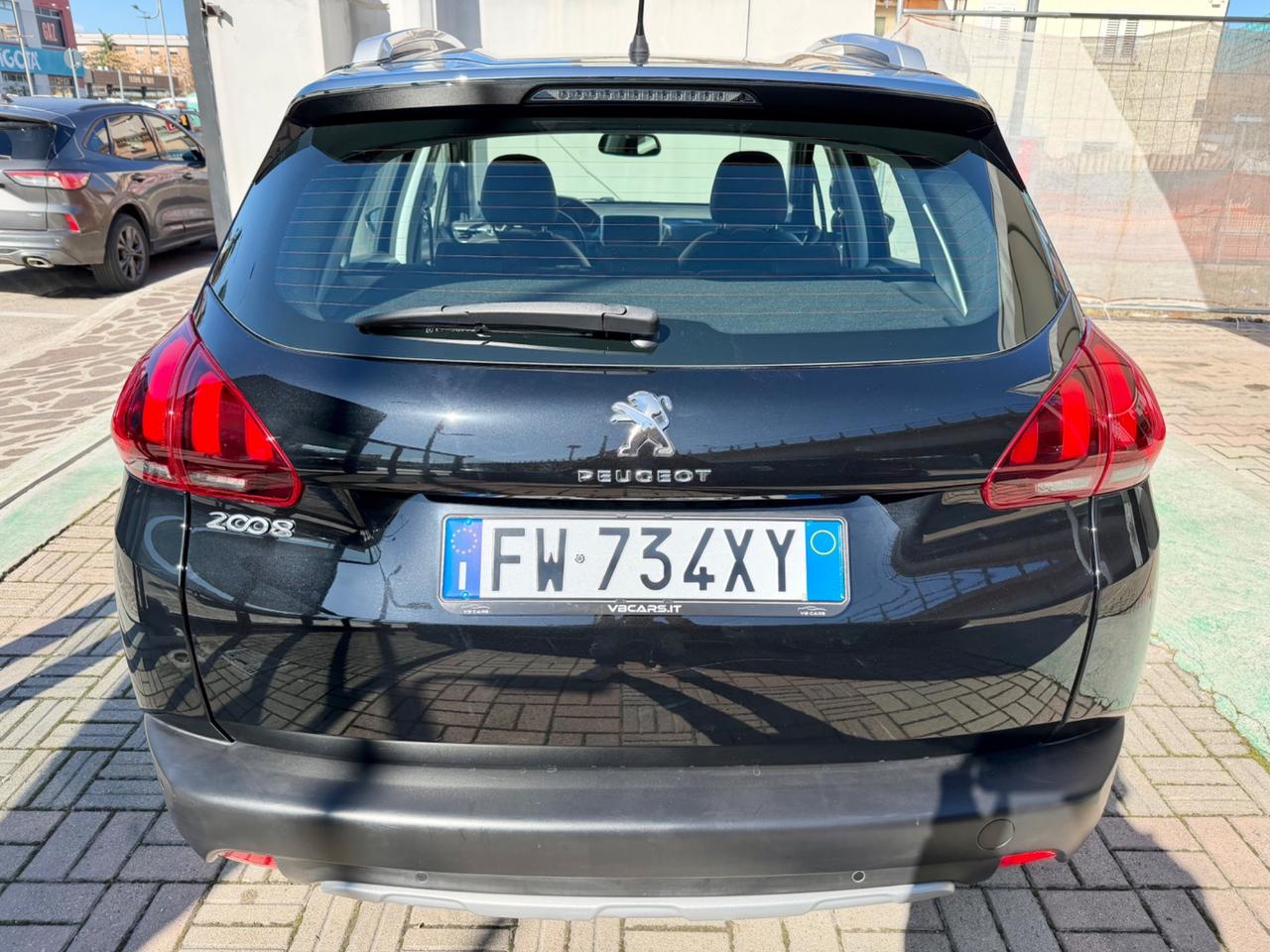 Peugeot 2008 BlueHDi Allure