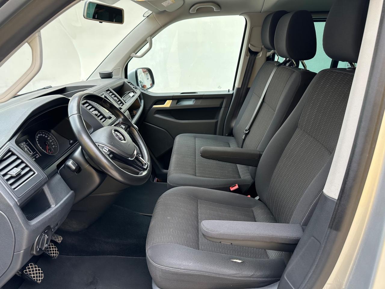 VW Caravelle 2.0TDI 150CV 4x4 Passo Lungo 9 posti