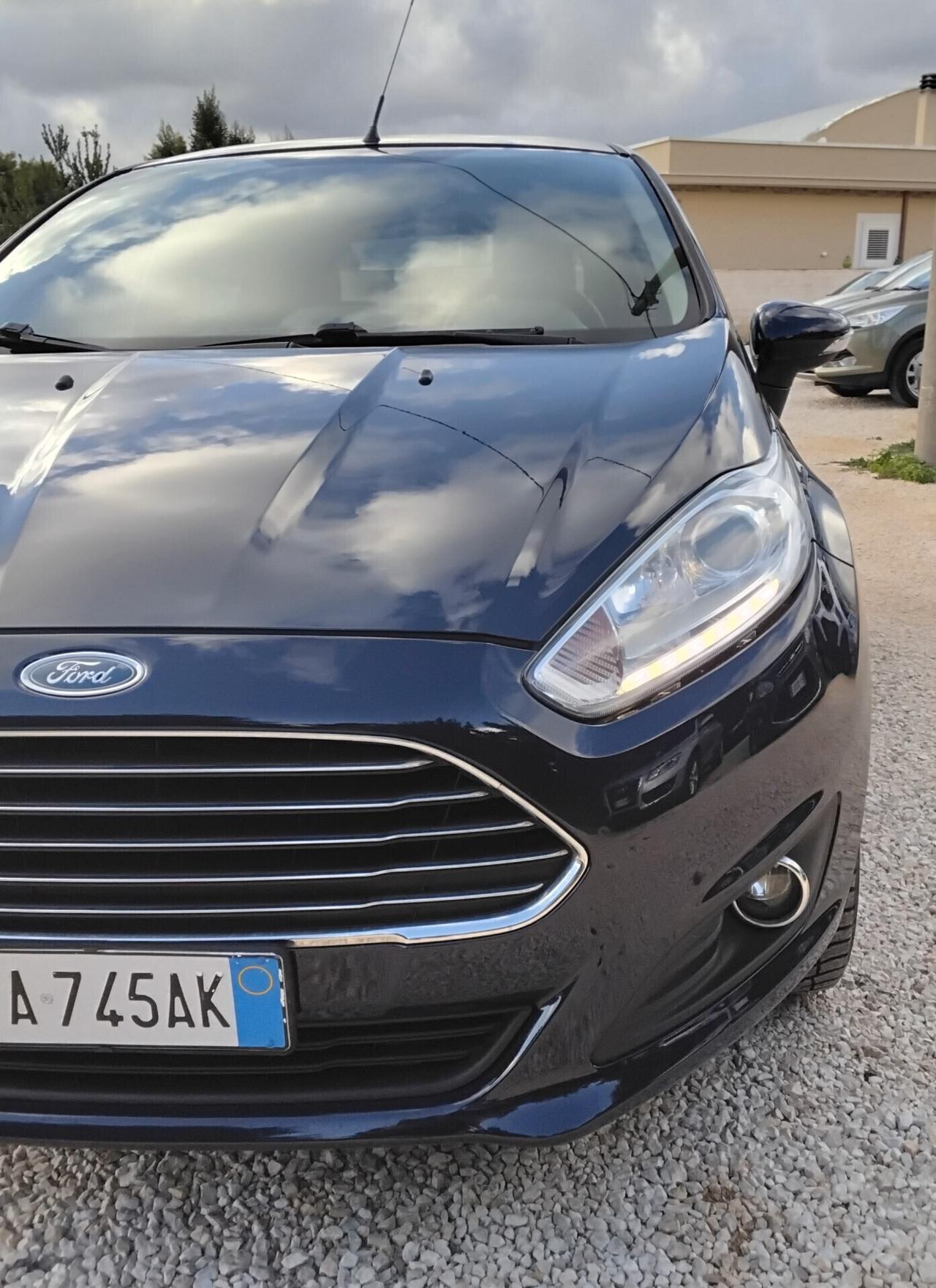 Ford Fiesta 1.5 TDCi 75CV 5 porte Titanium
