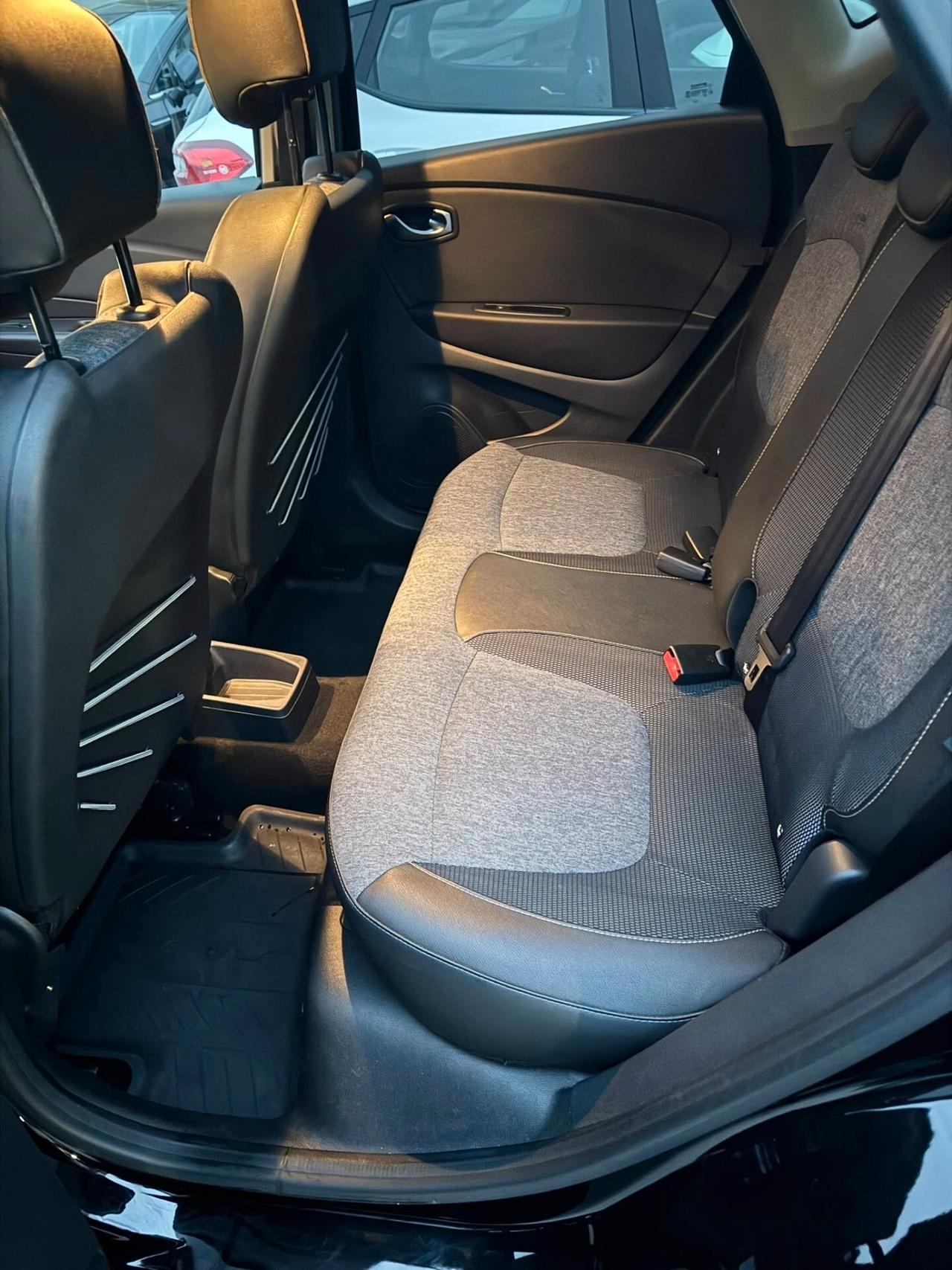 Renault Captur dCi 8V 90 CV Sport Edition2