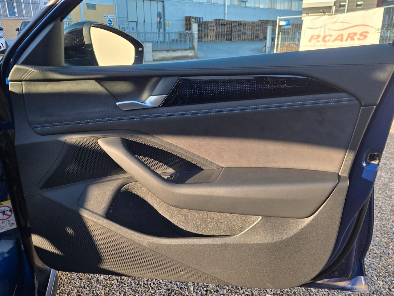 Volkswagen Passat 2.0 TDI 150 CV SCR DSG R-Line