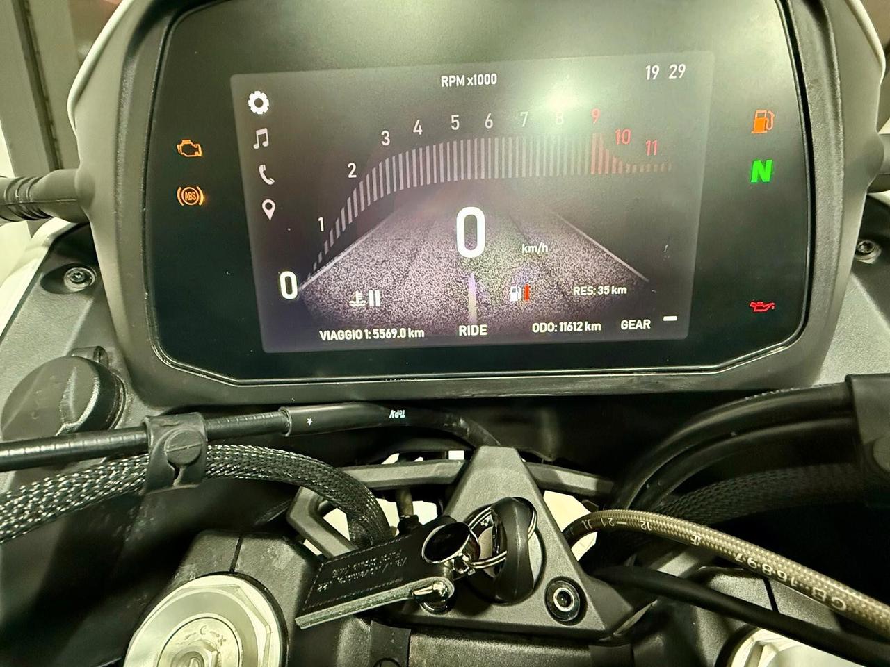 MOTO MORINI X-CAPE 649