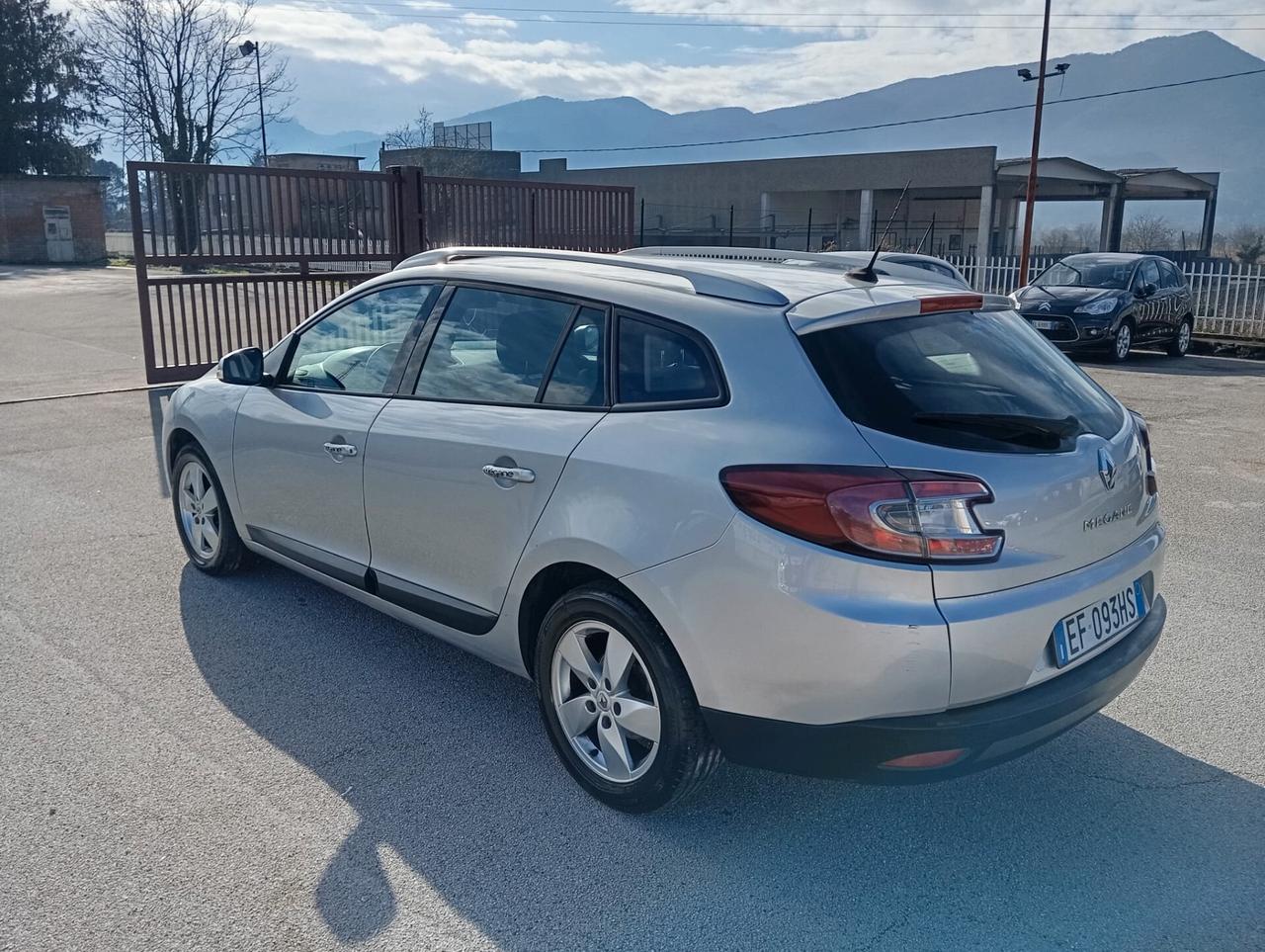 Renault Megane Mégane 1.5 dCi 110CV SporTour Confort