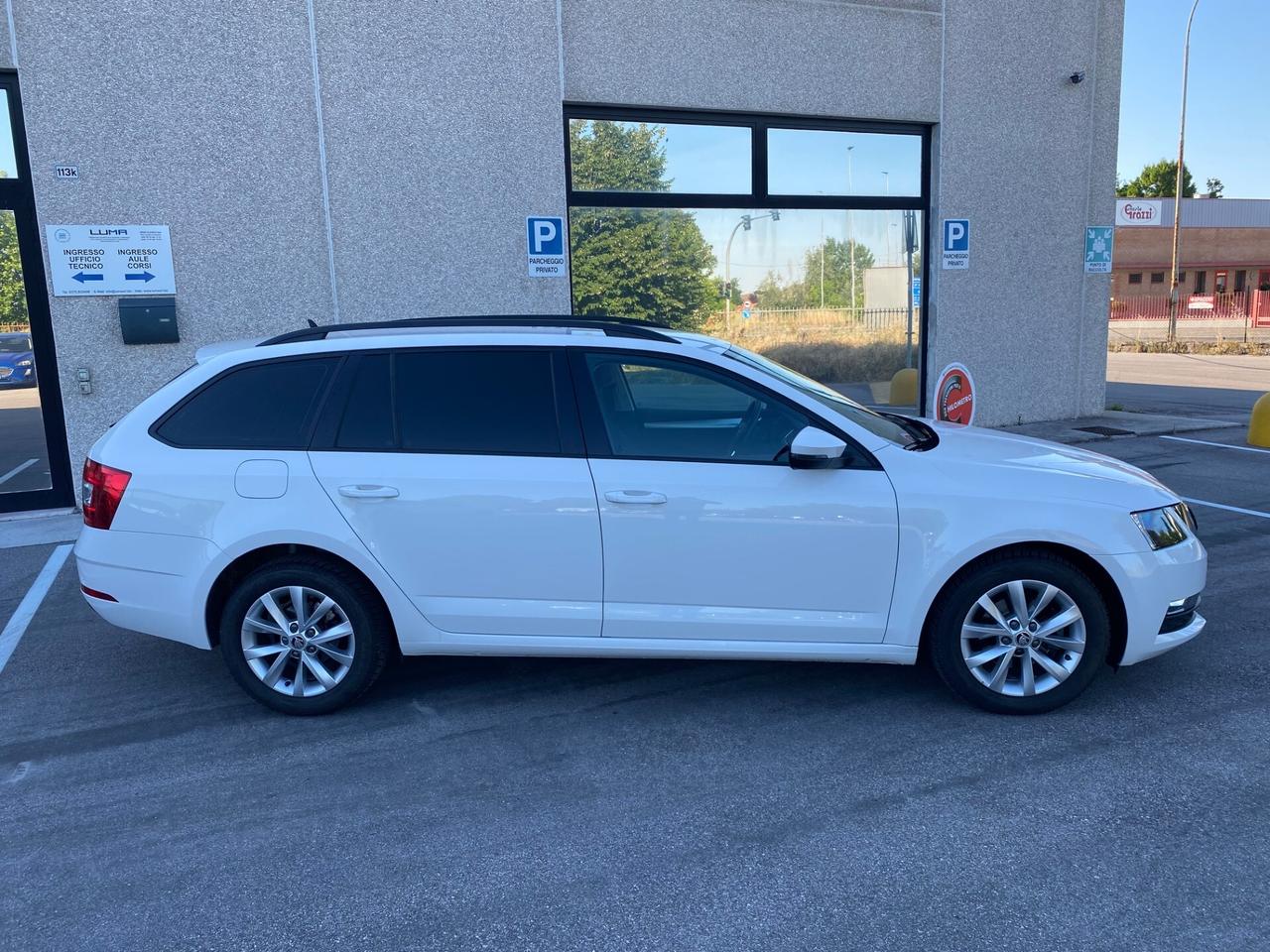 Skoda Octavia Sw 1.6 115 CV Wagon Executive