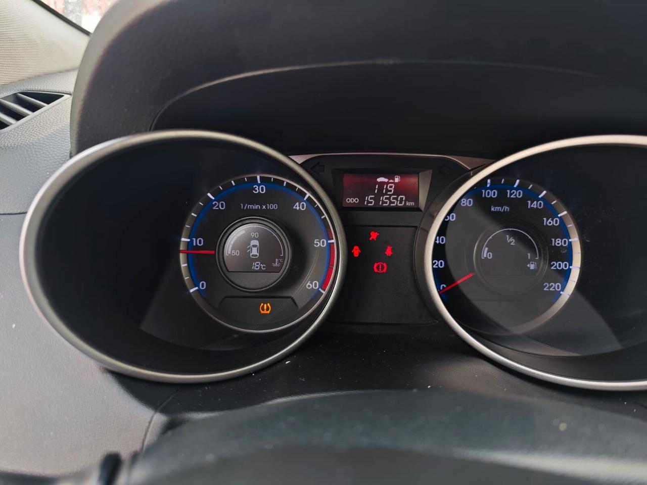 Hyundai iX35 1.7 CRDi 2WD Xpossible