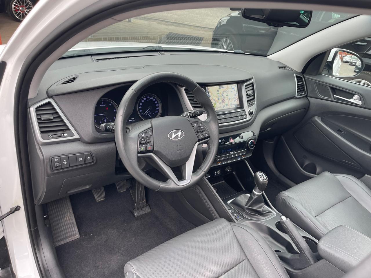 Tucson 1.7 CRDi- Sound Edition-pelle-tetto-unipro-