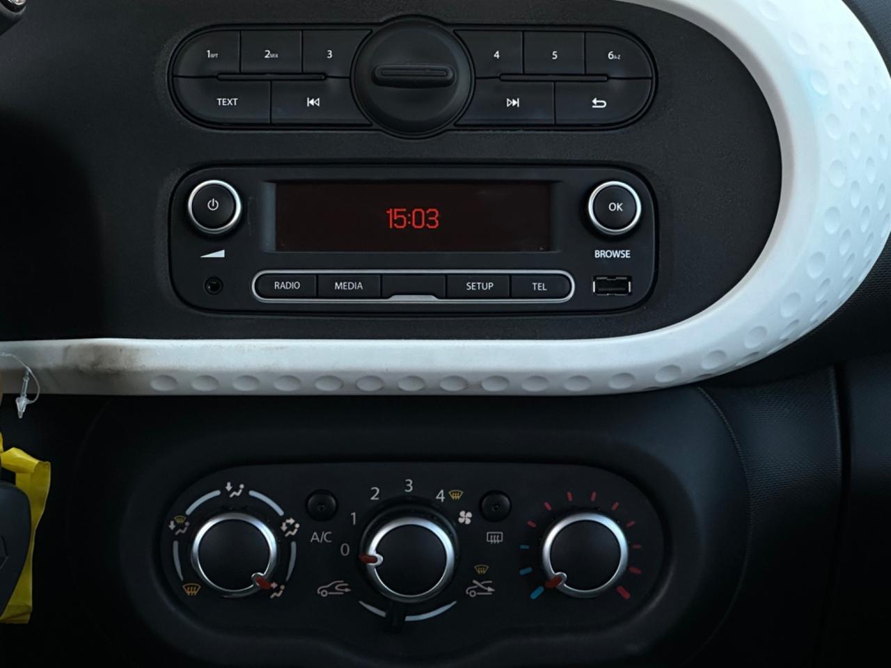 RENAULT TWINGO 1.0 SCe | 12 MESI GARANZIA