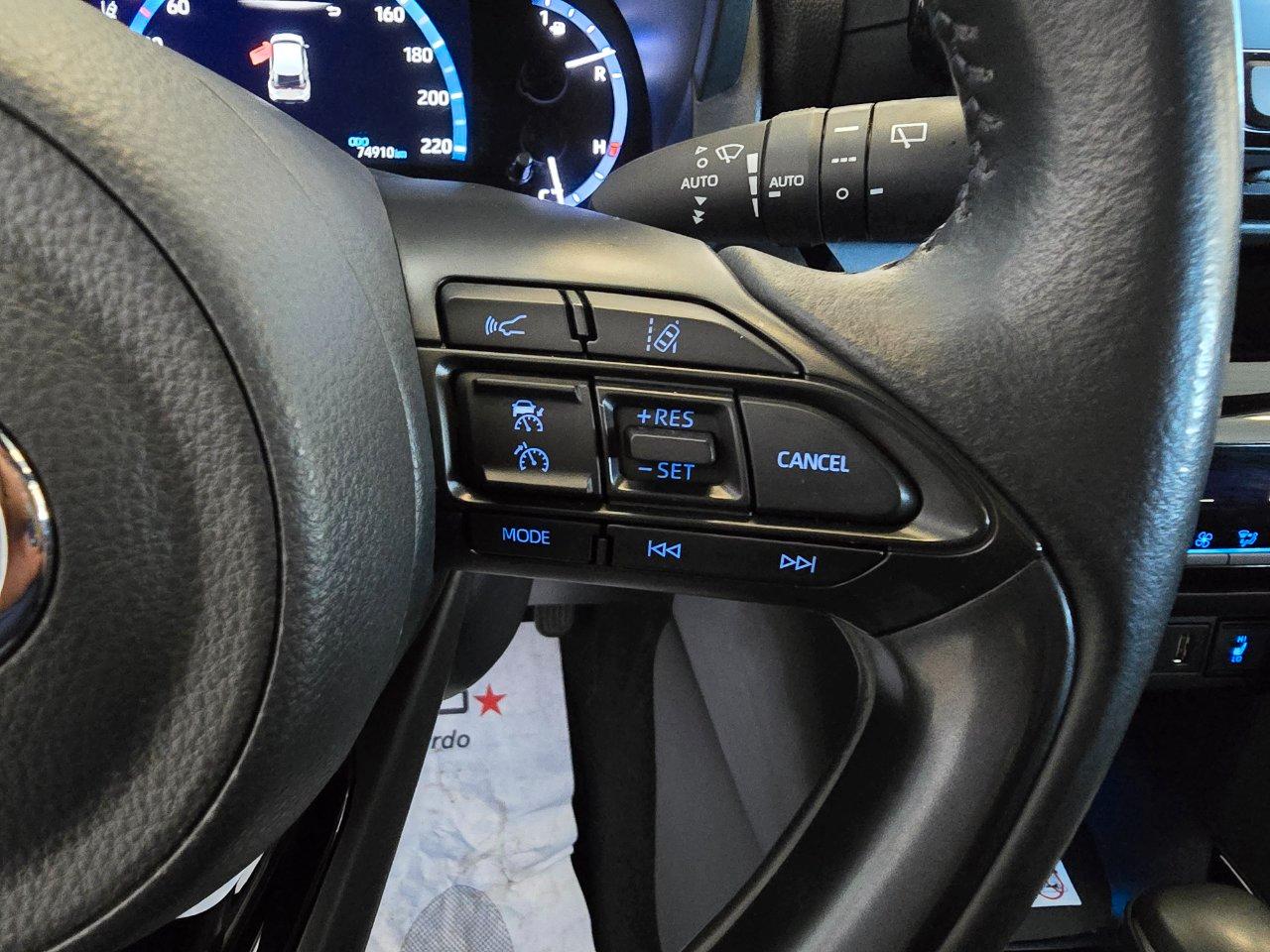 Toyota Yaris Cross 1.5h Adventure awd-i 116cv e-cvt