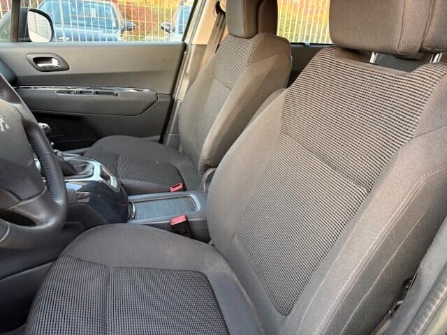 Peugeot 5008 1.6 HDi 115CV Active