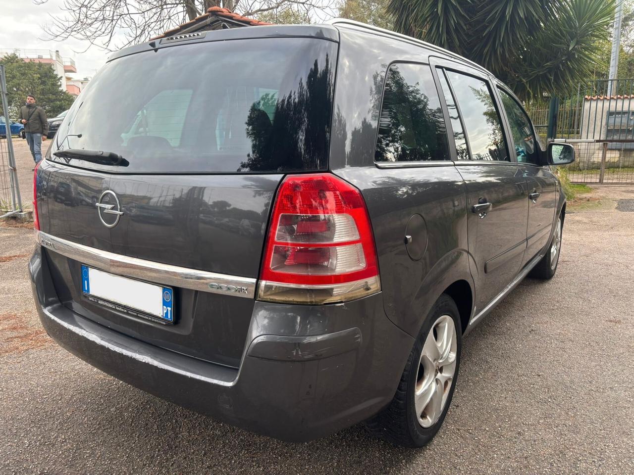 OPEL ZAFIRA 1.7 CDTI (7 posti ) Cosmo - 2011