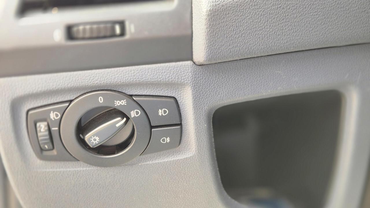 Bmw 118d ,122CVcat 5 porte Futura /OK NEOPATENTATI