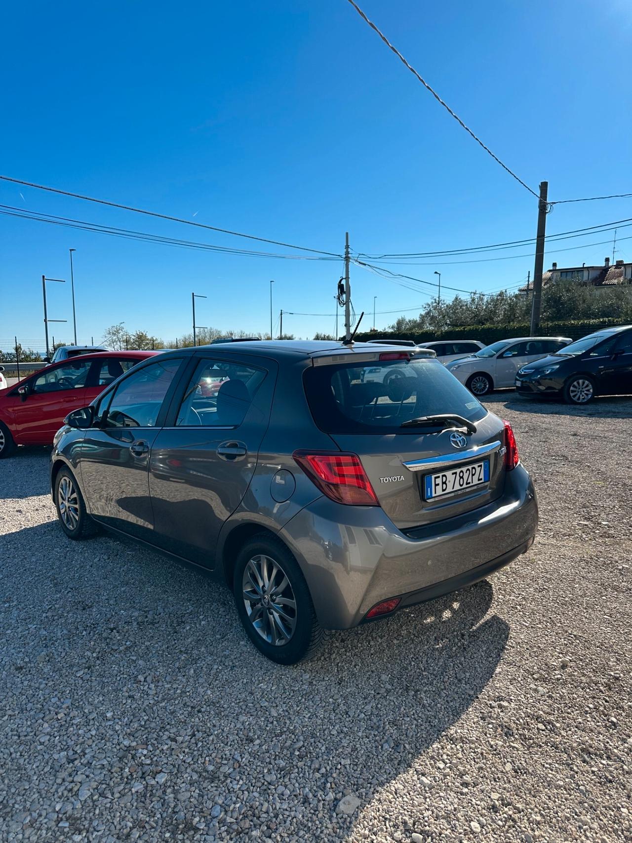 Toyota Yaris 1.4 D-4D 5 porte Lounge