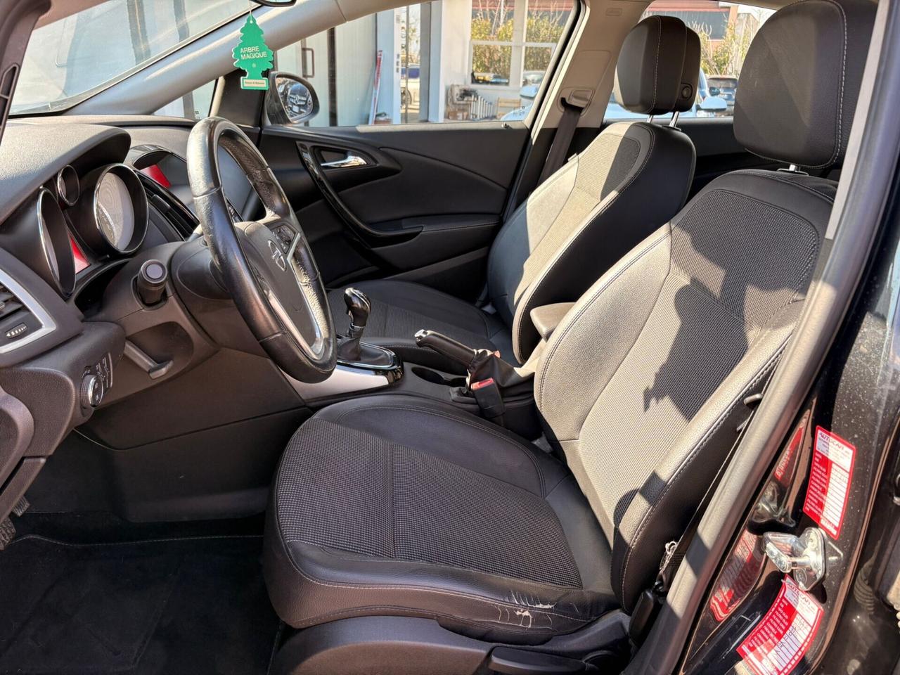 Opel Astra 1.6 CDTI EcoFLEX SeS 5P Cosmo