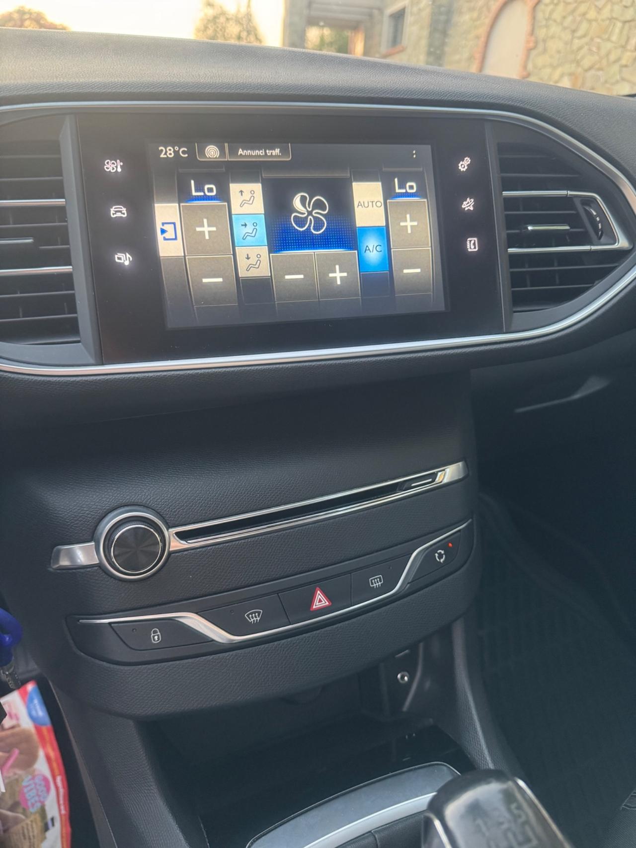 Peugeot 308 1.6 HDi 92Cv Business Sw 2015