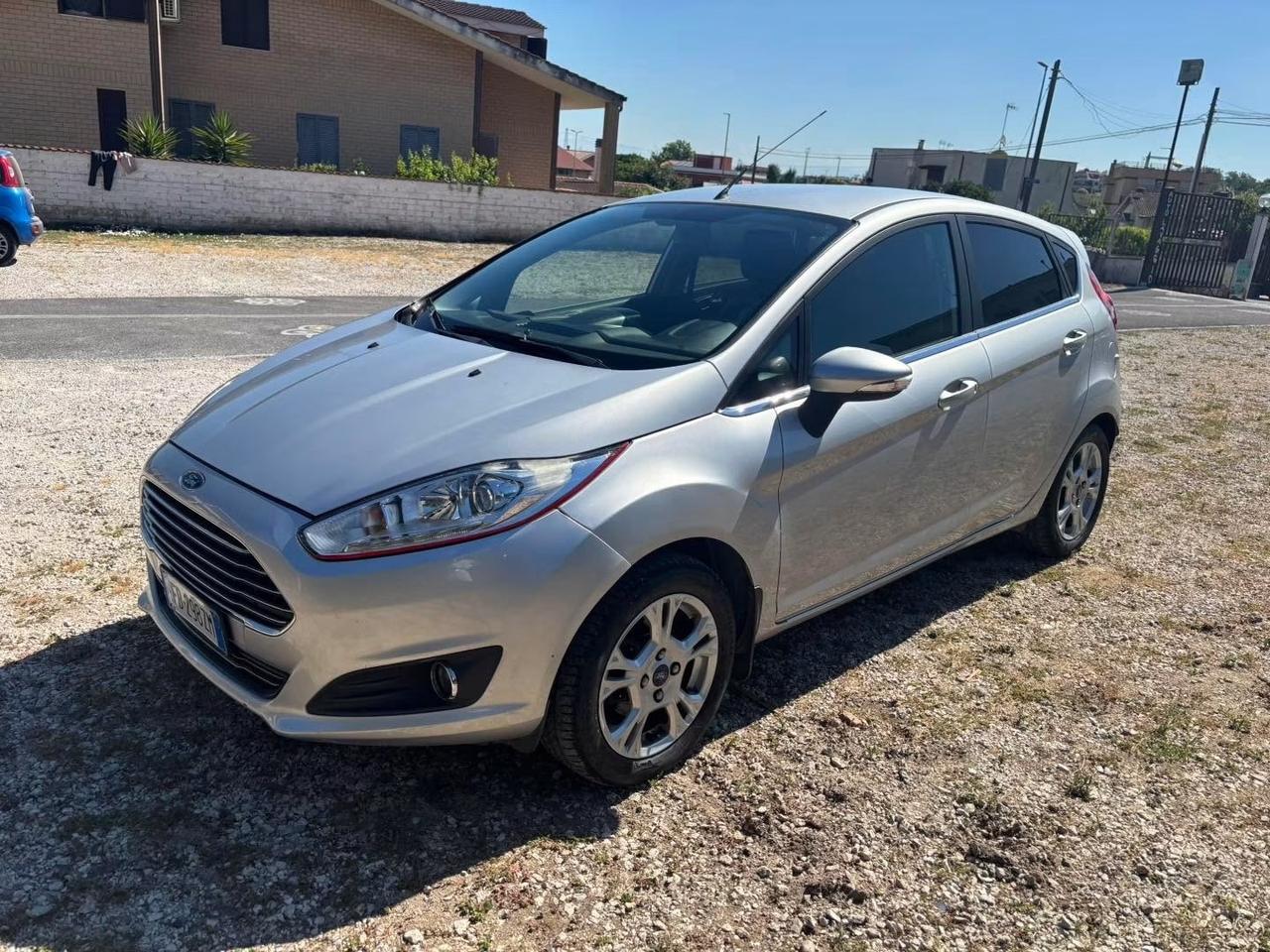 Ford Fiesta 1.0 80CV 5 porte Titanium