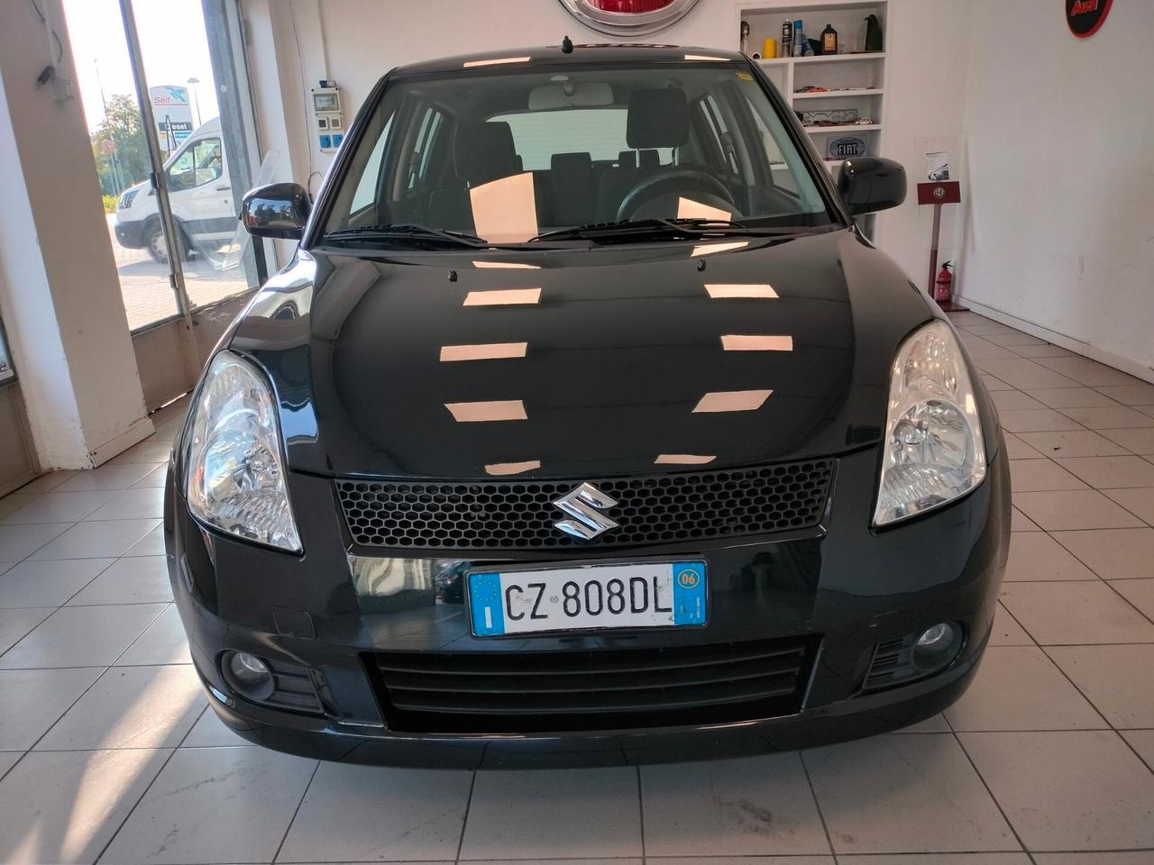 Suzuki Swift 1.3 DDiS 5p. GL