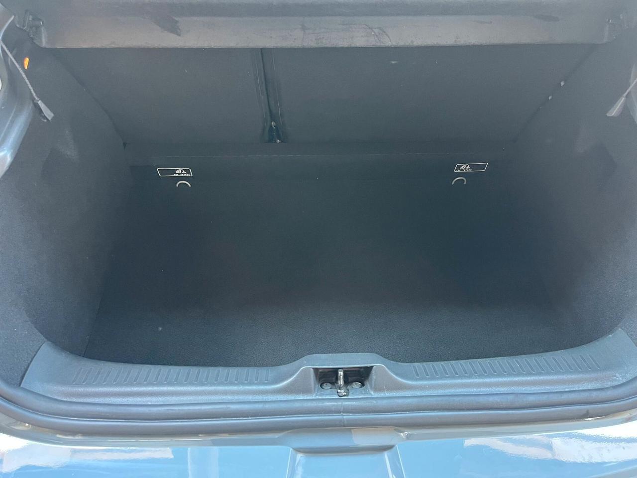 Renault Clio dCi 8V 90 CV Moschino ok neopatentati