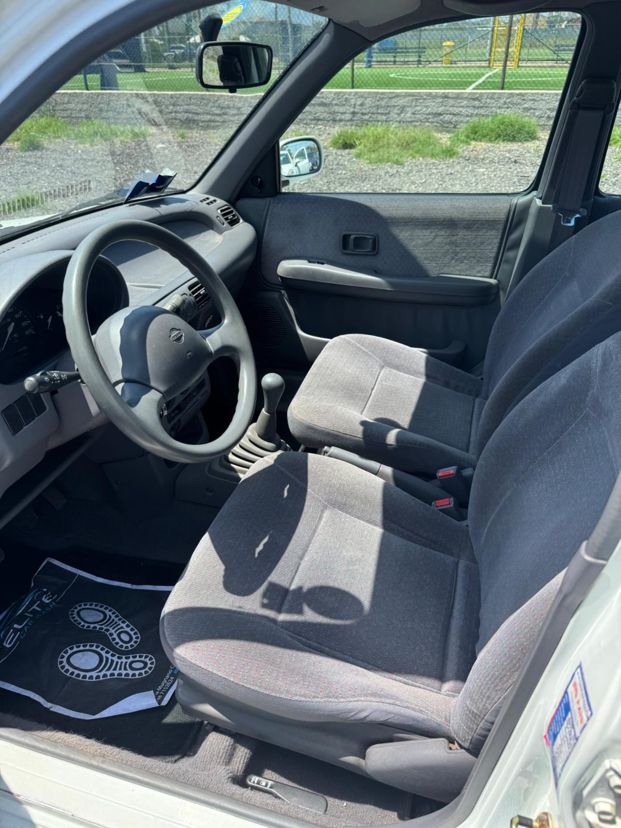 Nissan Micra 1.3i 16V cat 5 porte SLX