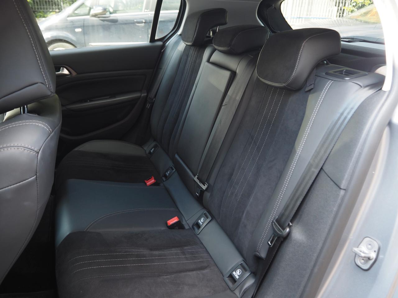 Peugeot 308 BlueHDi 120 S&S Allure