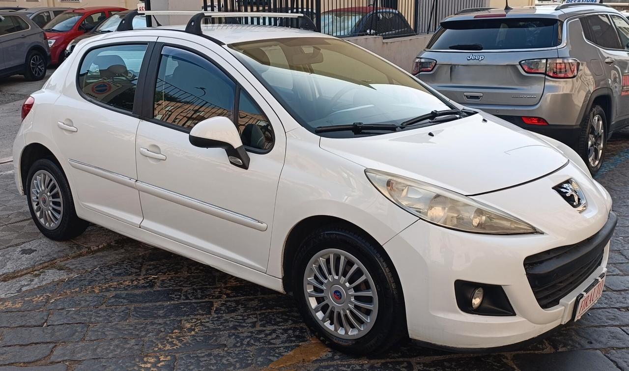 Peugeot 207 Plus 1.4 8V 75CV 5p. ECO GPL