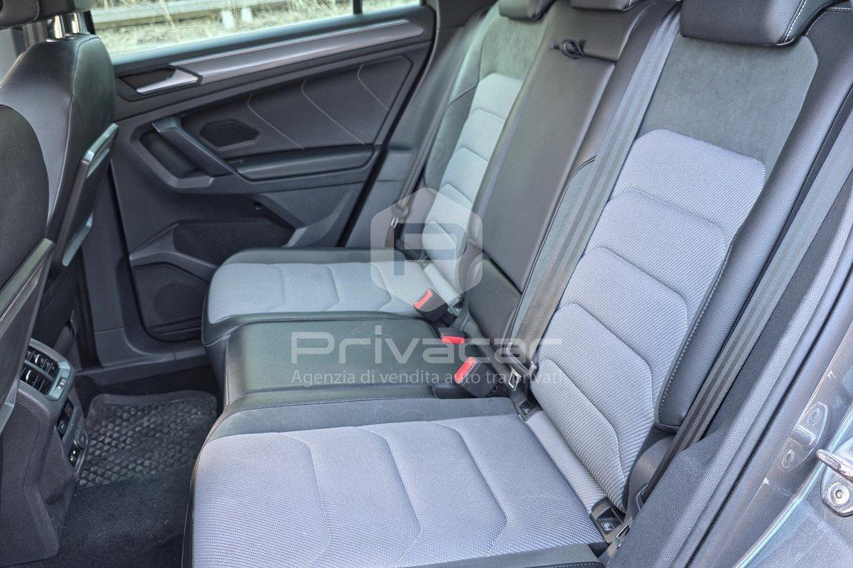 VOLKSWAGEN Tiguan 1.6 TDI SCR Sport BlueMotion Technology