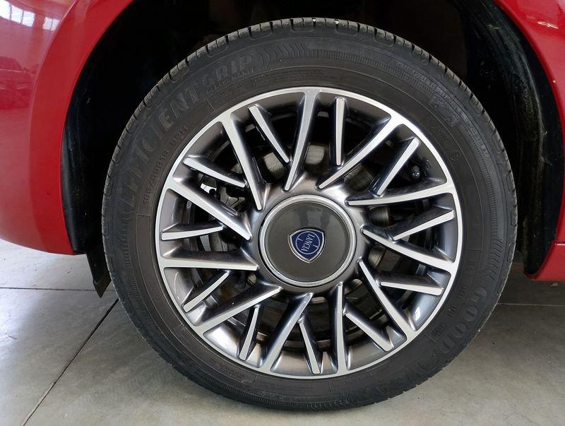 Lancia Ypsilon 1.0 FireFly 5 porte S&S Hybrid Gold Plus