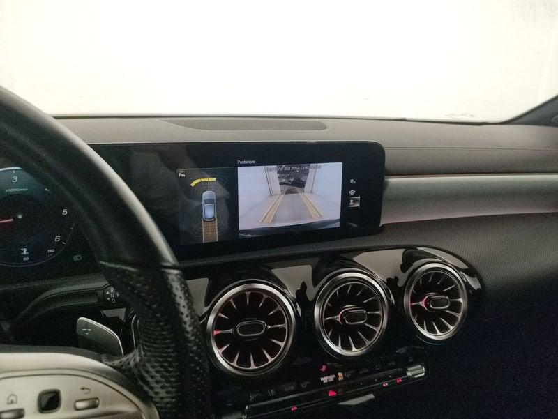 Mercedes-Benz Classe A A 180 d Premium Night edition auto