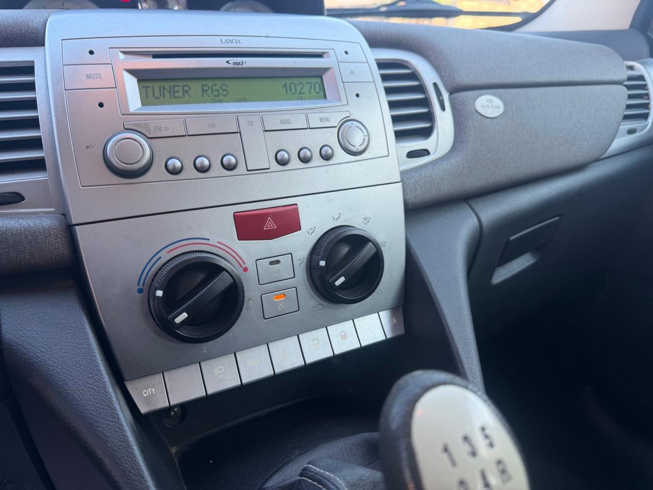 Lancia Ypsilon 1.2 Oro - 2011