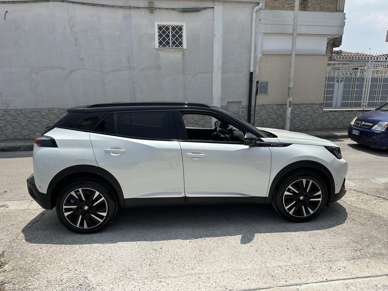 Peugeot 2008 BlueHDi 130 EAT8 GT Line