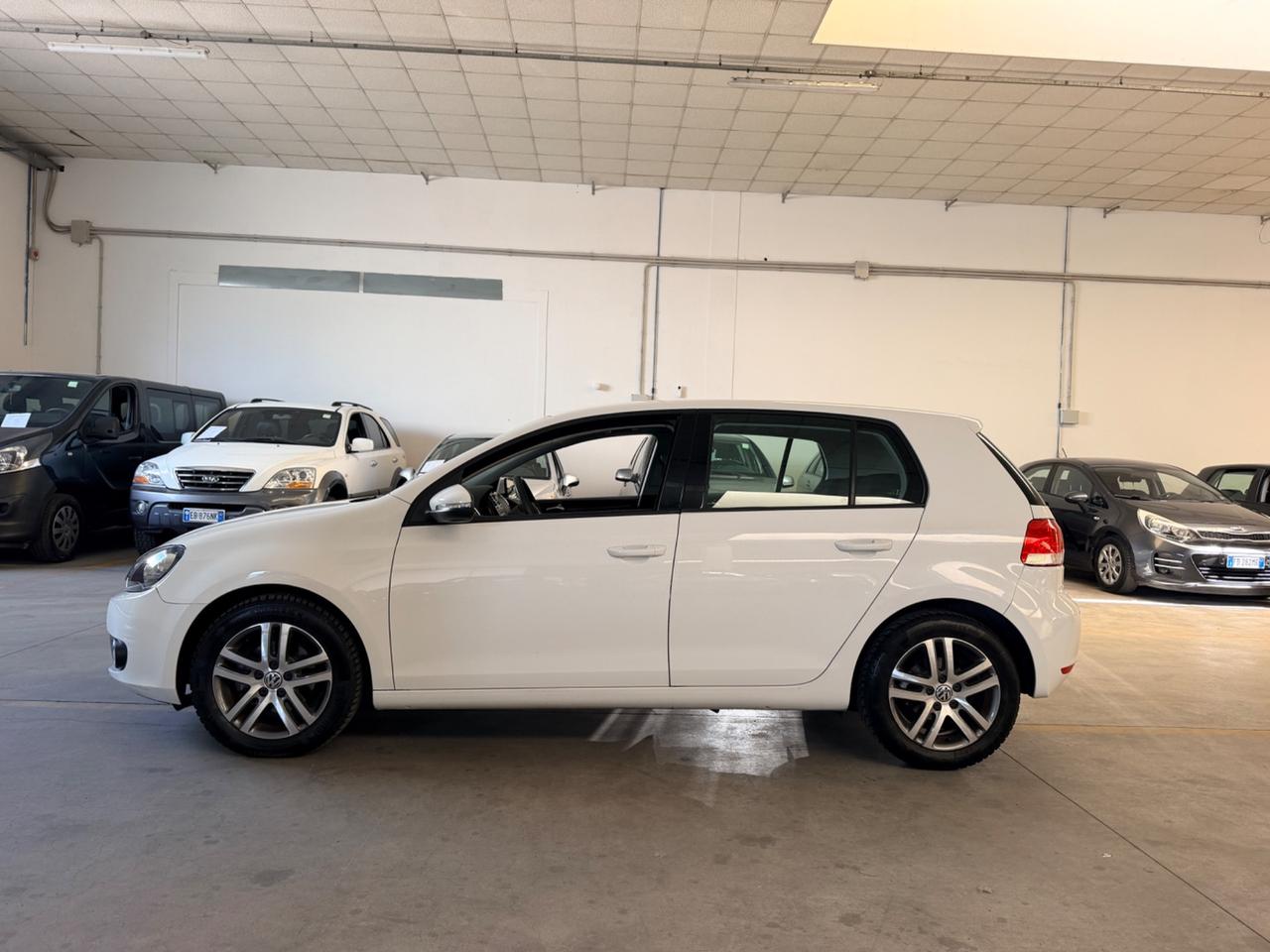 Volkswagen Golf 1.6 5p. Comfortline