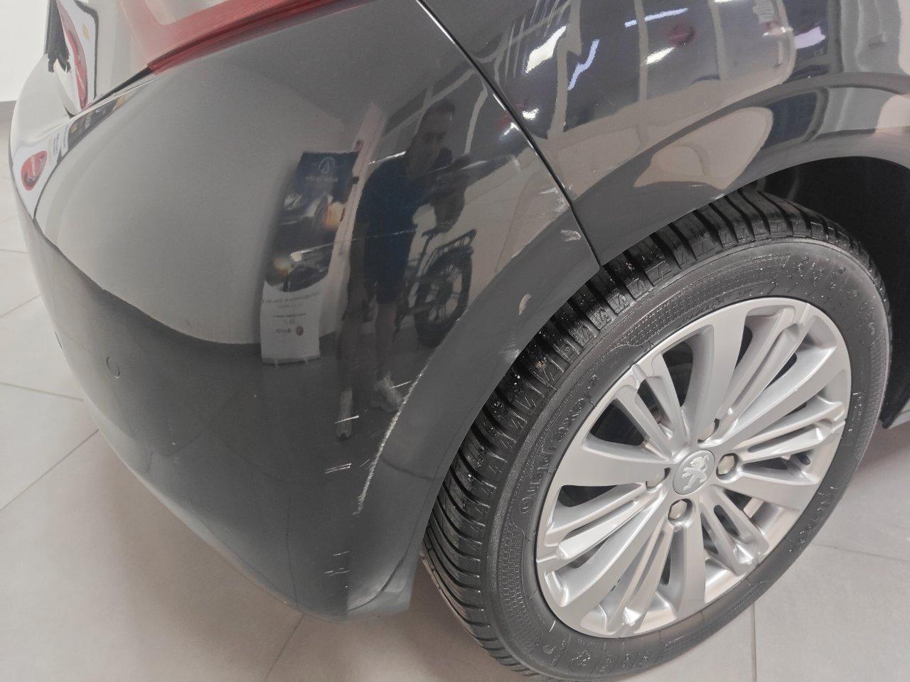 Peugeot 208 5 Porte 208 5p 1.2 puretech Allure s&s 82cv my18