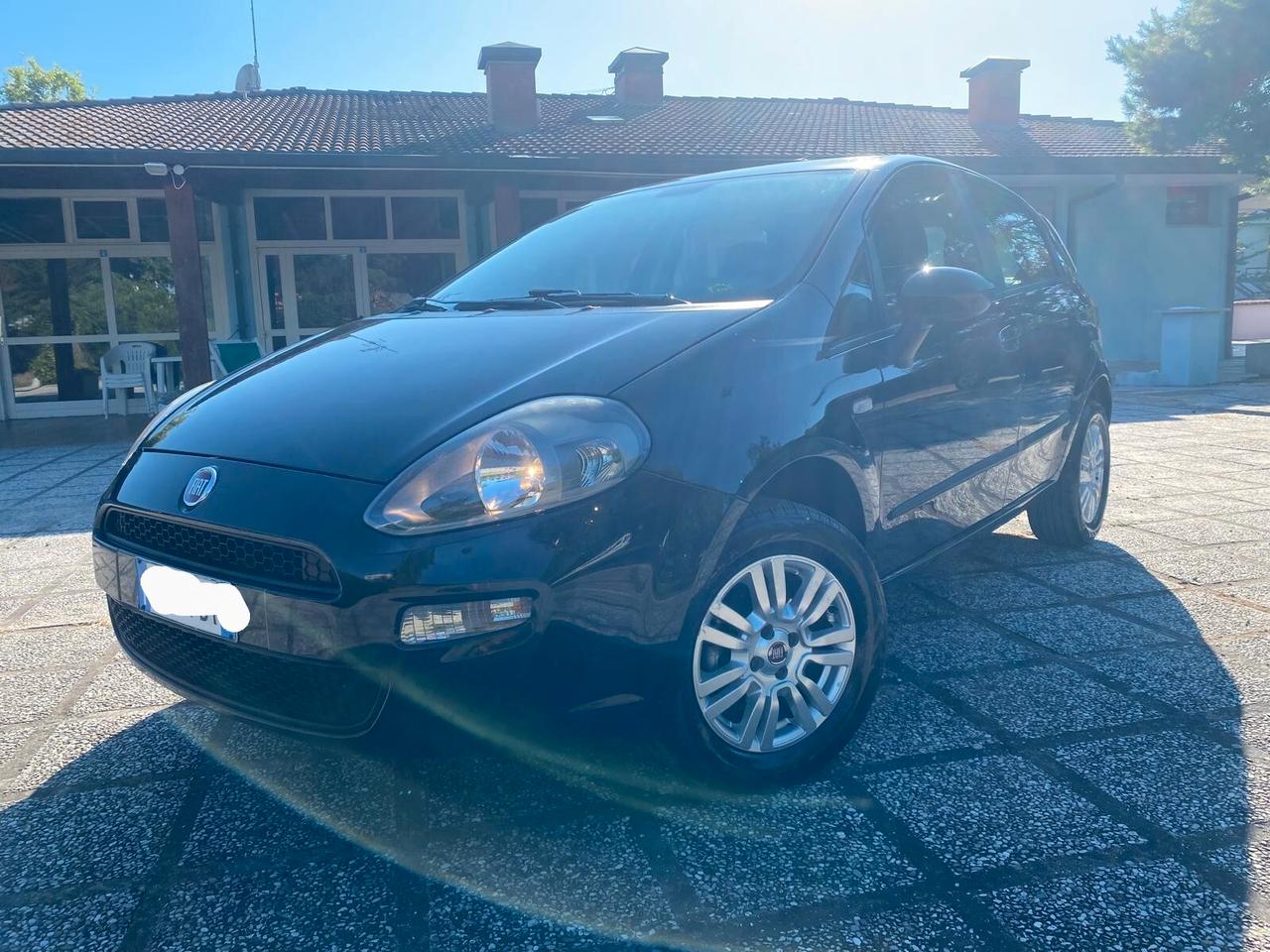 Fiat Punto 1.4 8V 5 porte Natural Power Street