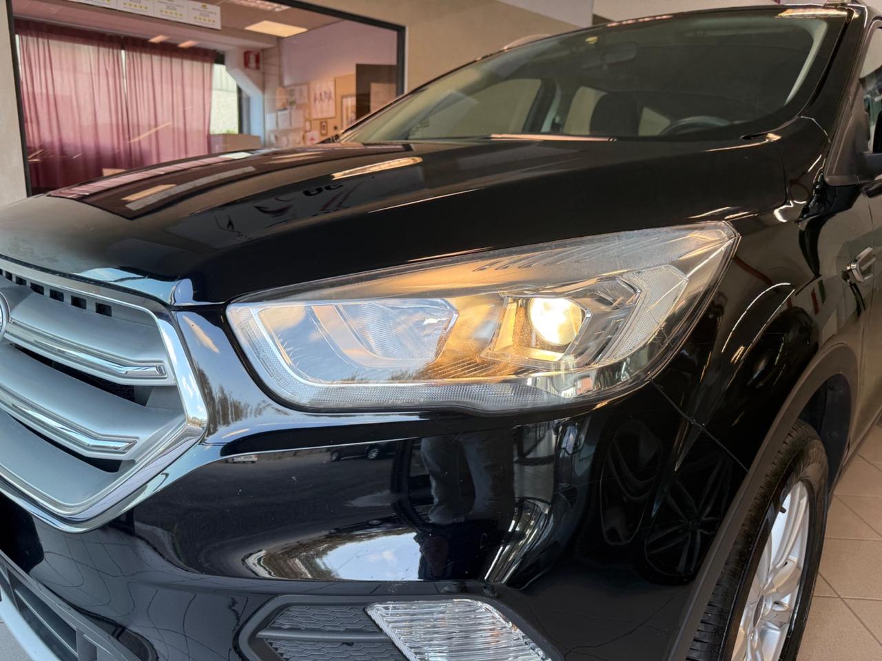 Ford Kuga 1.5 EcoBoost 120 CV benz/GPL