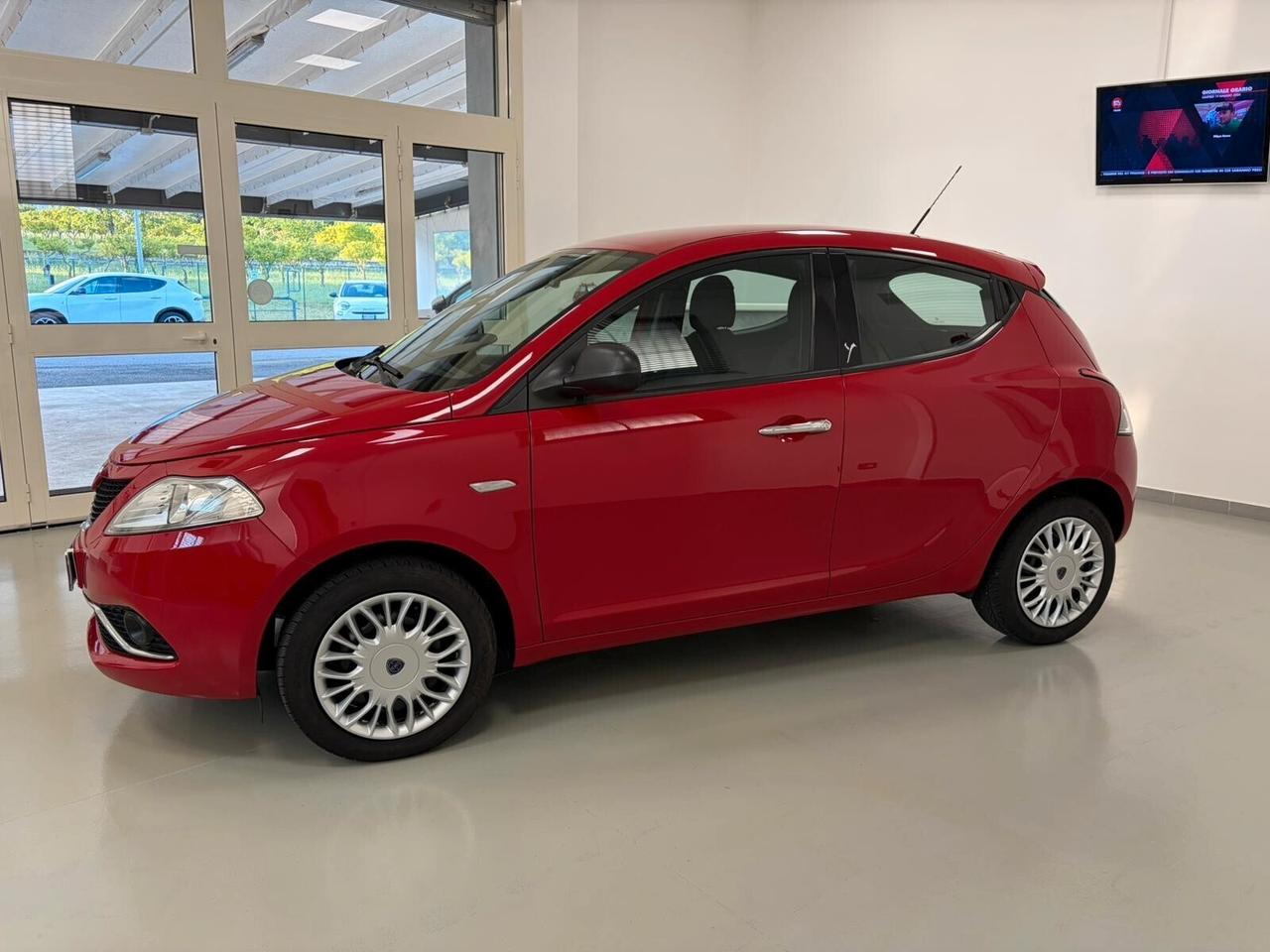 Lancia Ypsilon 1.2 Silver 69cv unico proprietario