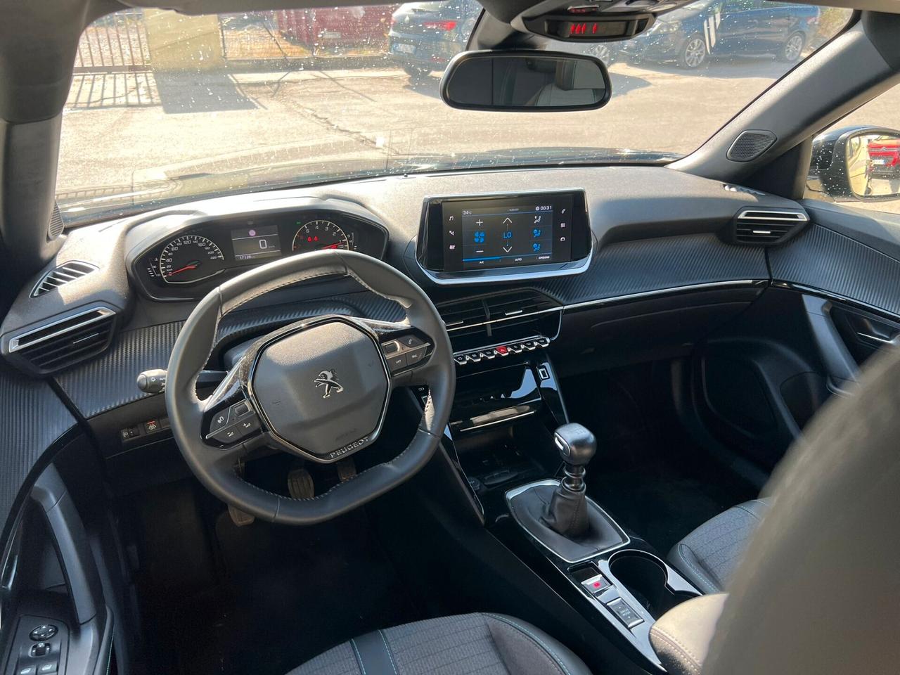 Peugeot 2008 BENZ 17MILA KM 2023 COME NUOVA
