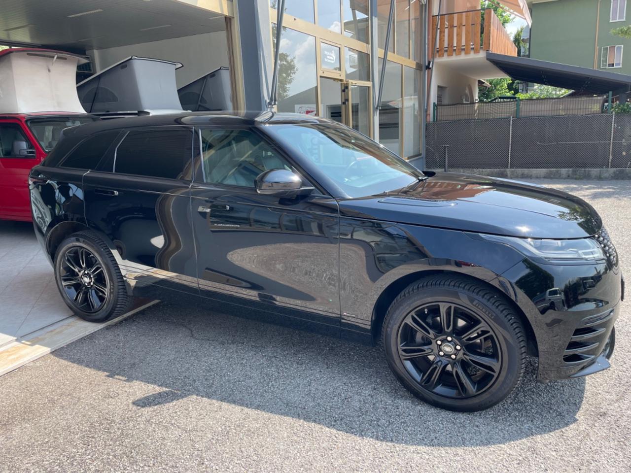 Land Rover Range Velar 2.0D I4 240 CV R-Dynamic