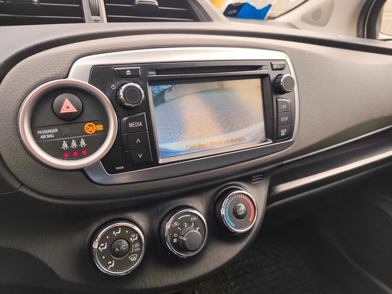 Toyota Yaris 1.4 D 5 porte 1 proprietario neopatentati