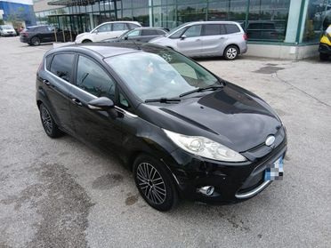 FORD Fiesta 1.4 TDCi 68CV 5 porte Titanium