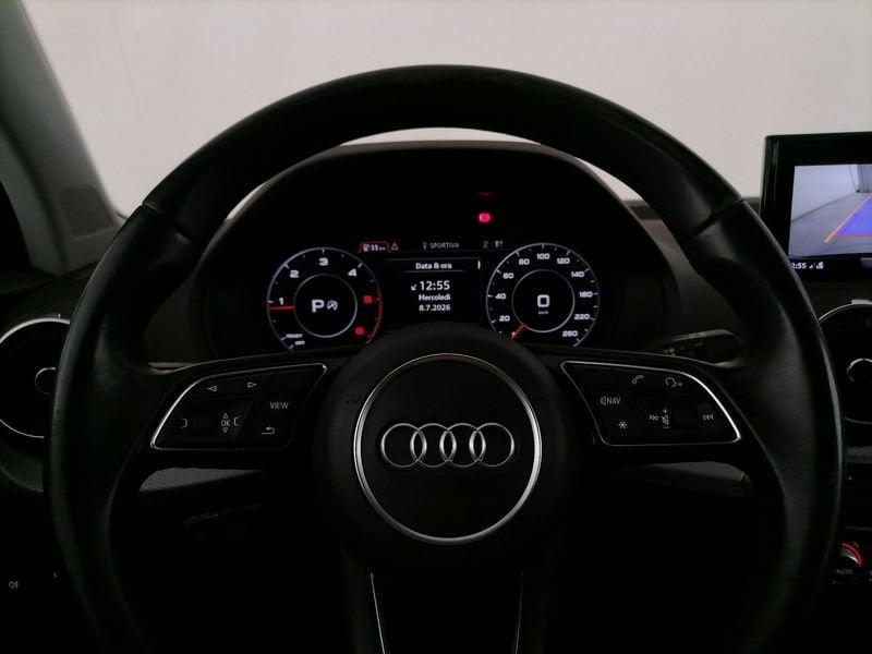 Audi Q2 35 2.0 tdi Business s-tronic